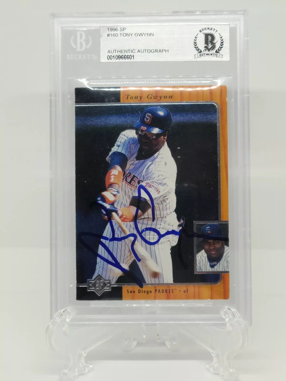 Tony Gwynn Autographed Signed San Diego Padres 1996 UD SP Card Beckett BAS